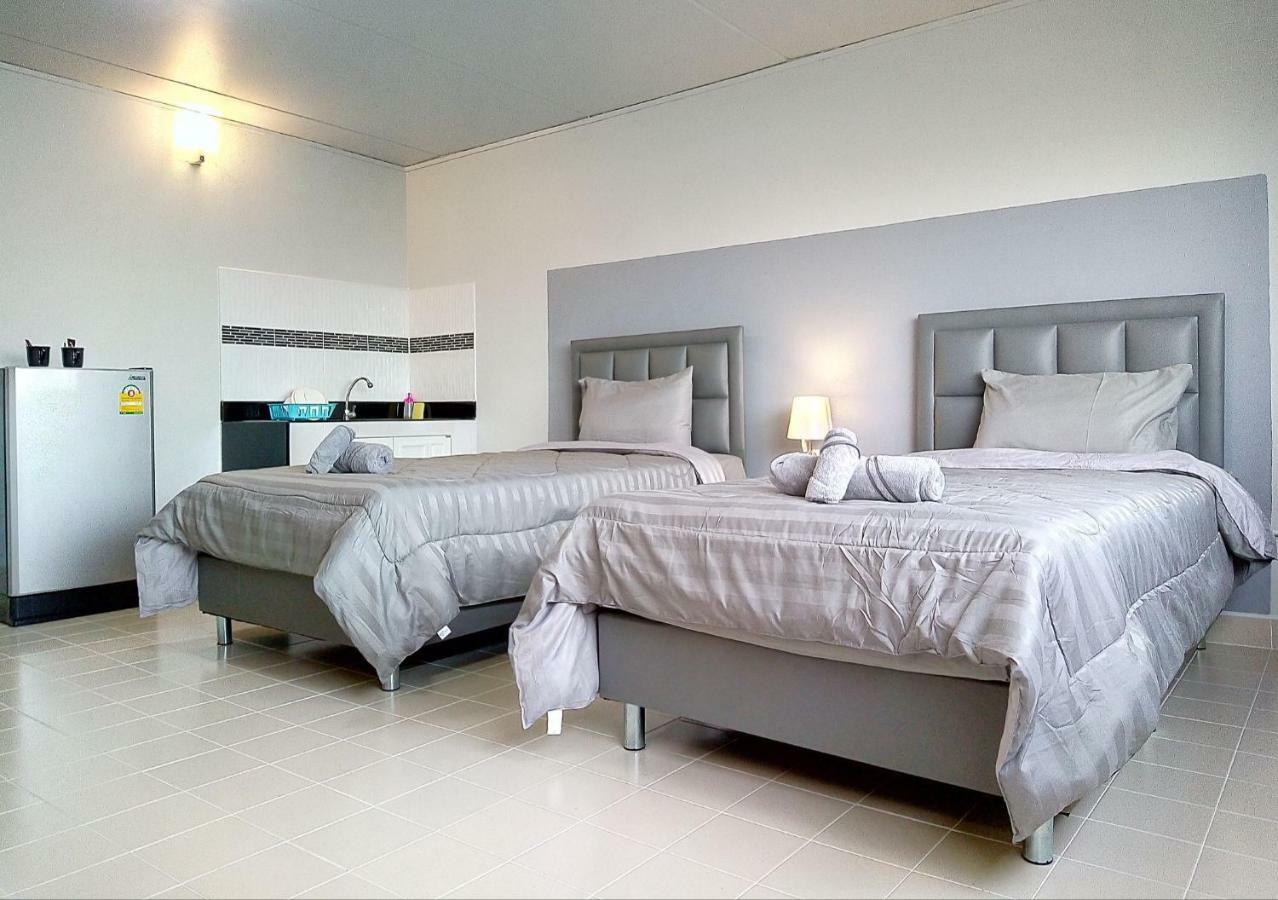 Popular Condo Muangthong By Khun Eve Nonthaburi Kültér fotó