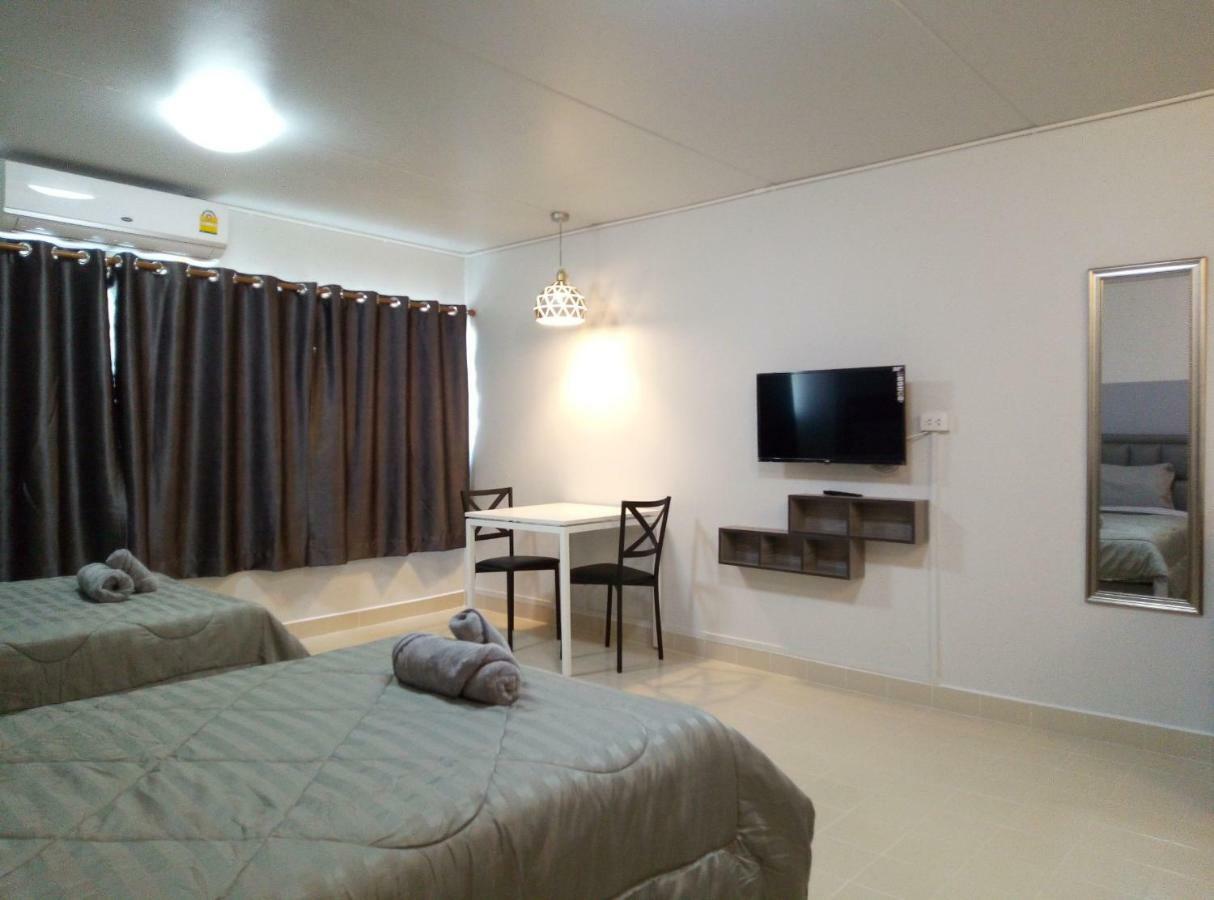 Popular Condo Muangthong By Khun Eve Nonthaburi Kültér fotó